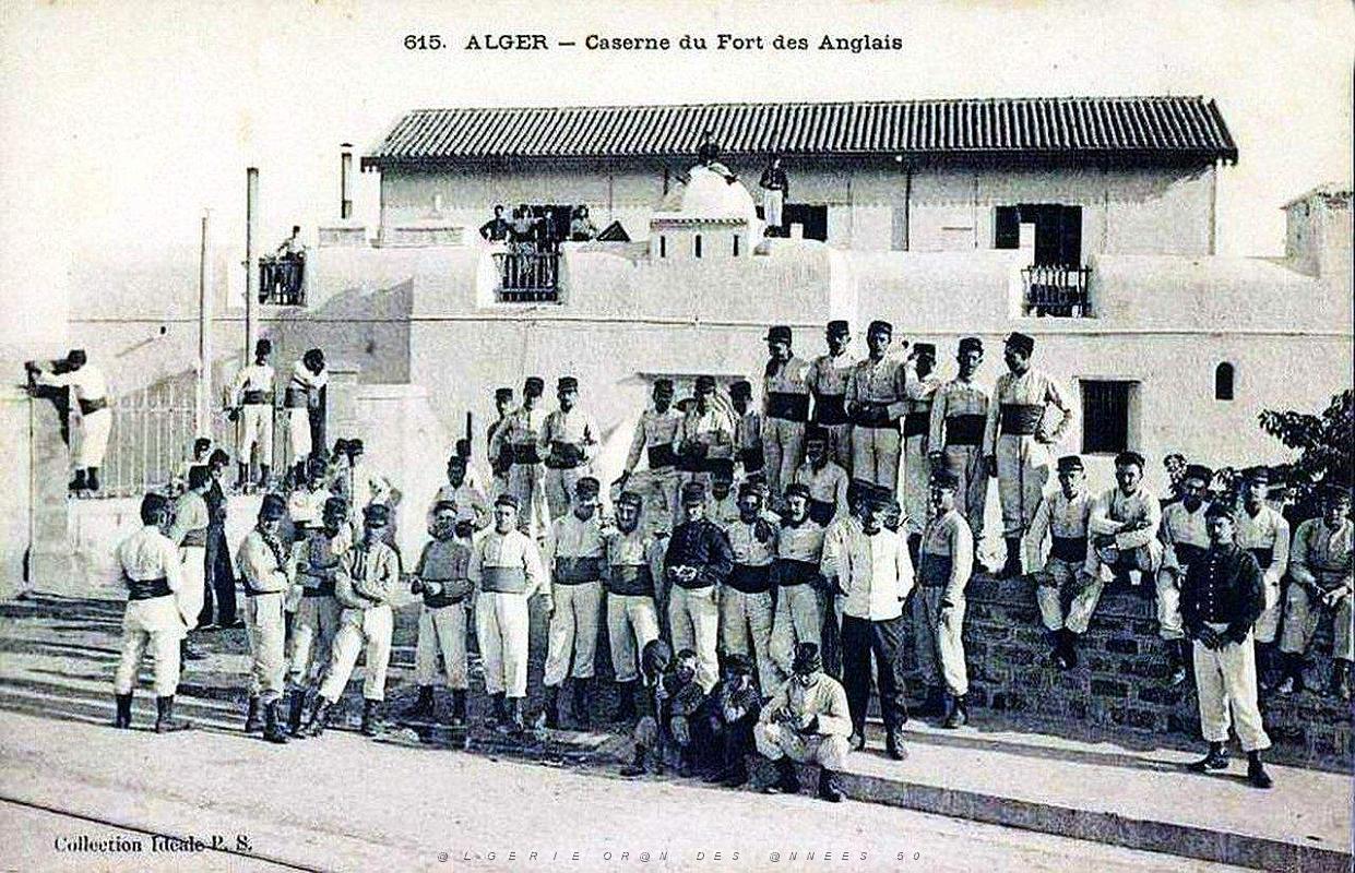 168- Alger - Caserne du Fort des Anglais.jpg